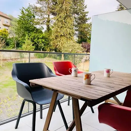 Luxury Green Flat In Center- Parking & Terrace-105 Appartement *